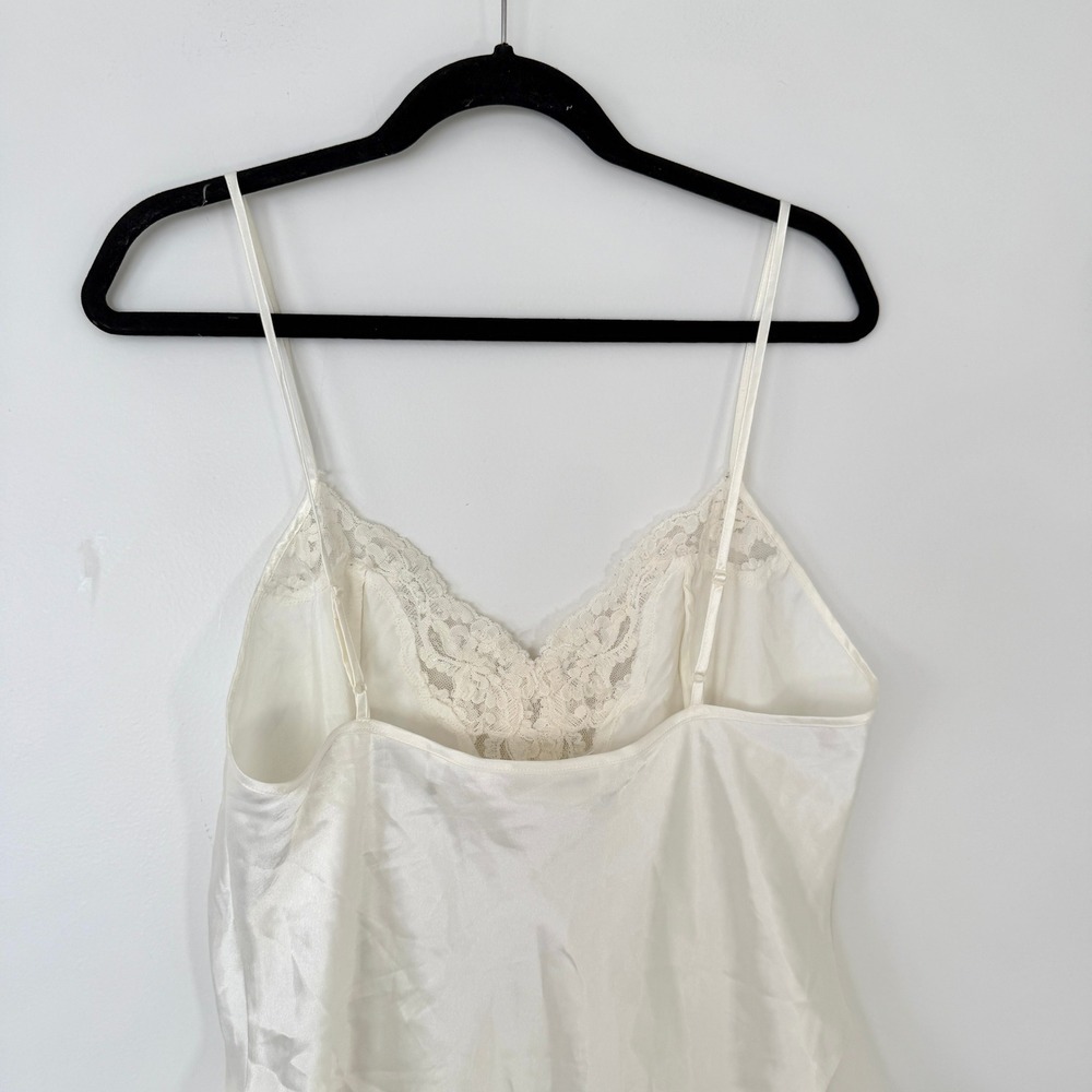 Victoria's Secret Vintage Ivory Satin Lace Sequin Ruffle Bodysuit Lingerie Large - Picture 8 of 11